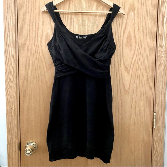 Sweetheart Neck Bodycon Dress with Built-In Shelf Bra - Picture 2 of 6